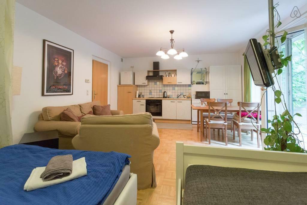 Relaxing Terrace In Lively Area Appartement Wenen